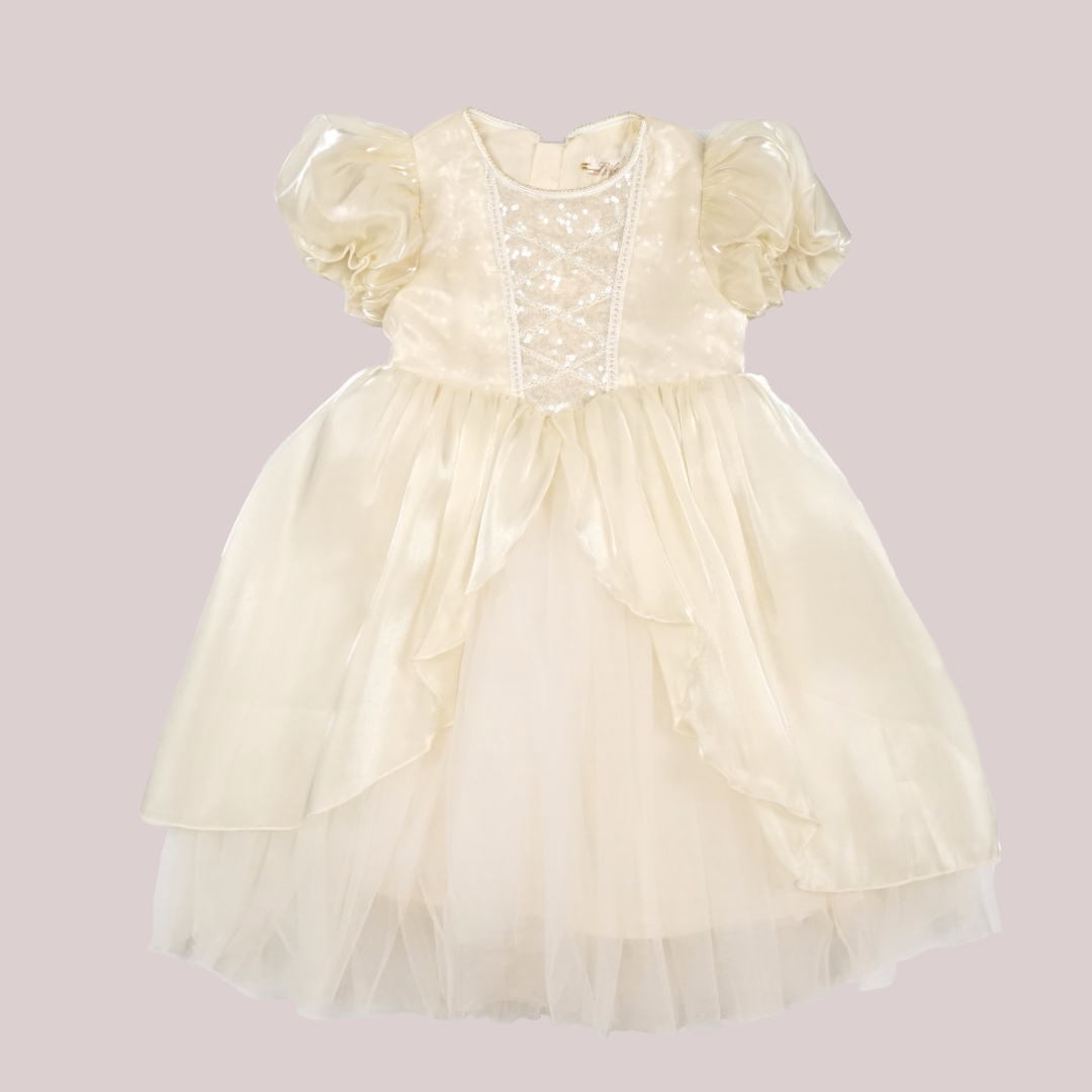 Girls Clothing | White Princess Frock for Your little Royalty | Freeup